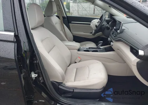 2019 Nissan Altima 2.5 Sv z USA, uszkodzony, nr VIN 1N4BL4DW6KC243888